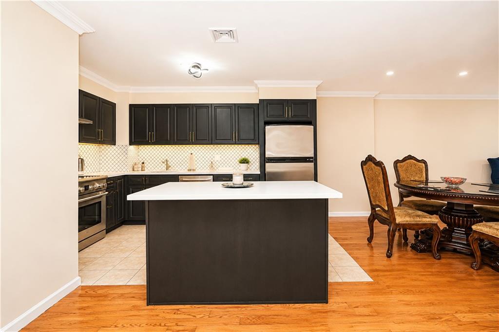 52 92nd Street Bay Ridge Brooklyn NY 11209