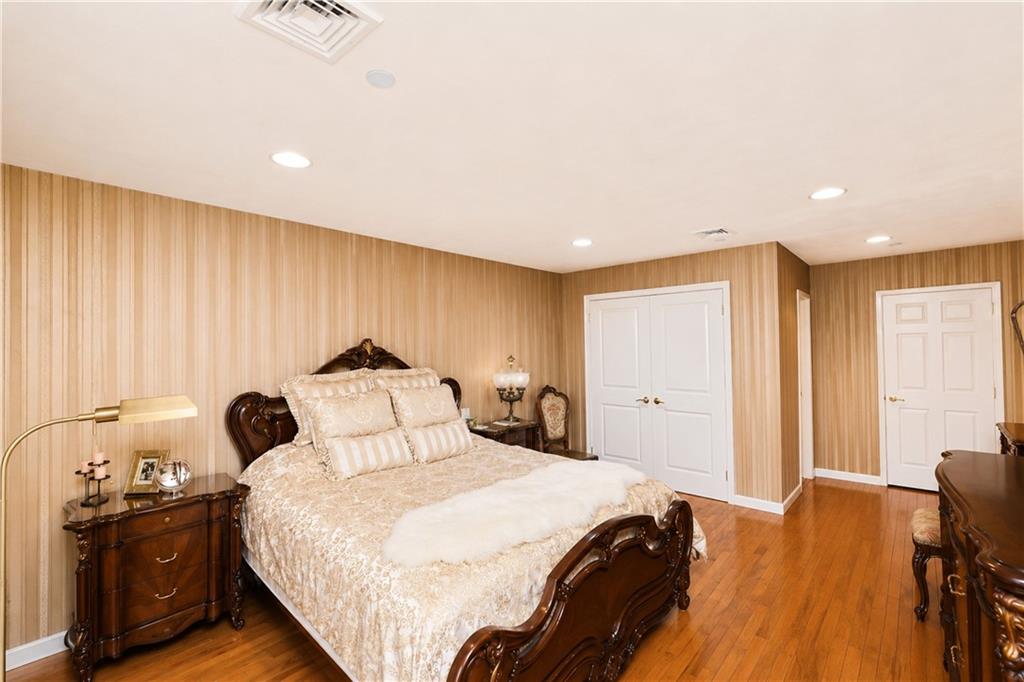 52 92nd Street Bay Ridge Brooklyn NY 11209