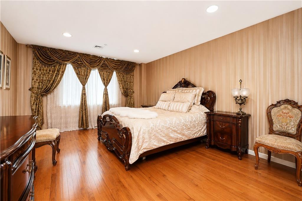 52 92nd Street Bay Ridge Brooklyn NY 11209
