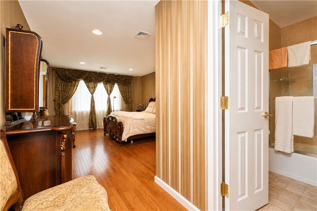 52 92nd Street Bay Ridge Brooklyn NY 11209