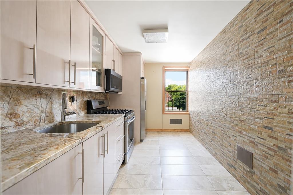 759 East 10th Street Midwood Brooklyn NY 11230