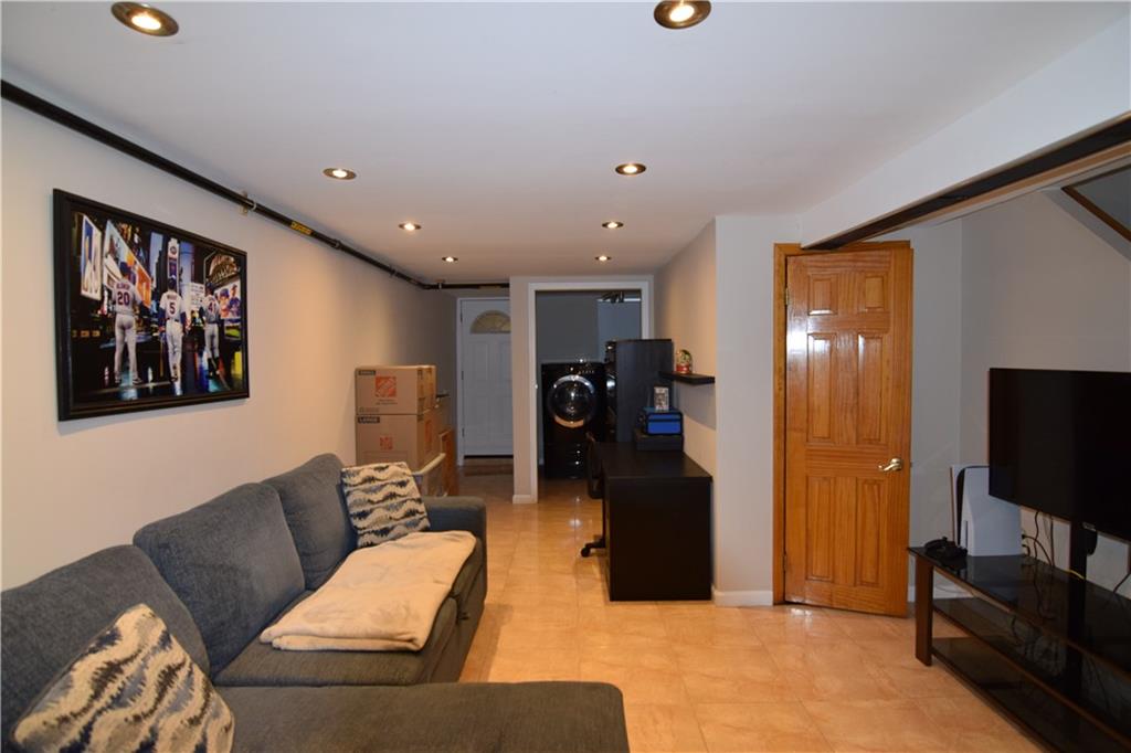 294 Bay 13th Street Bensonhurst Brooklyn NY 11214