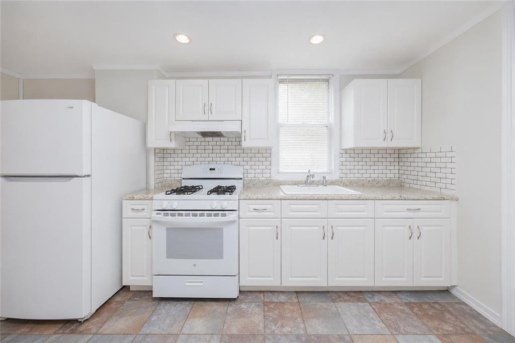 8686 Bay 16th Street Bath Beach Brooklyn NY 11214