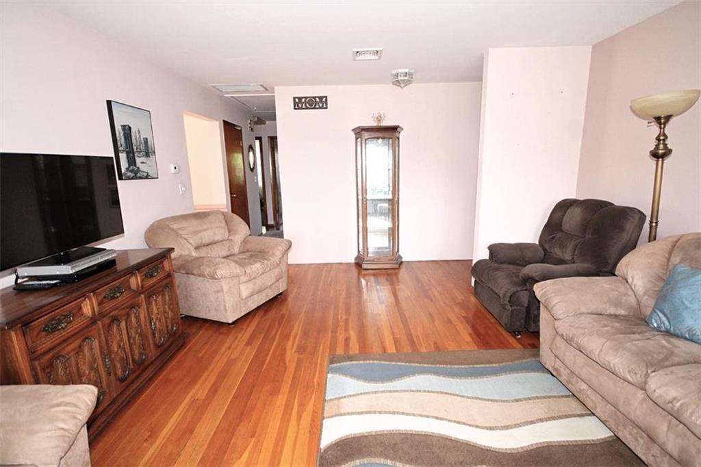 43 Cloverdale Avenue Great Kills Staten Island NY 10308