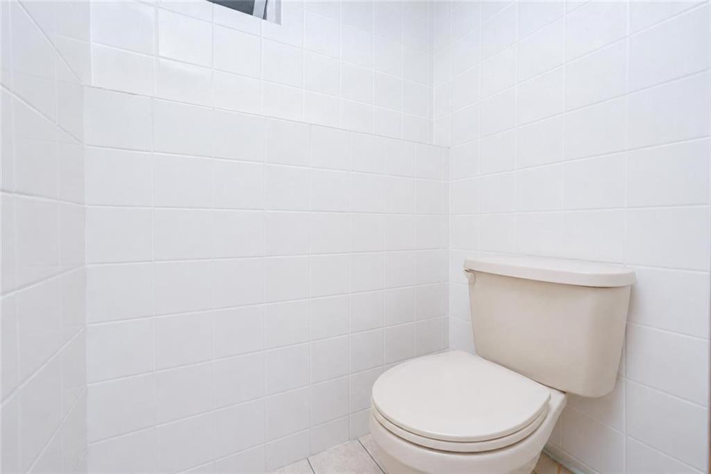 957 Bay Ridge Avenue Bensonhurst Brooklyn NY 11219