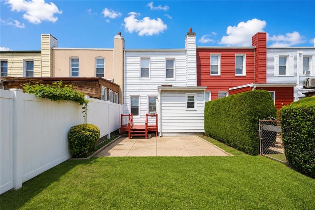 957 Bay Ridge Avenue Bensonhurst Brooklyn NY 11219