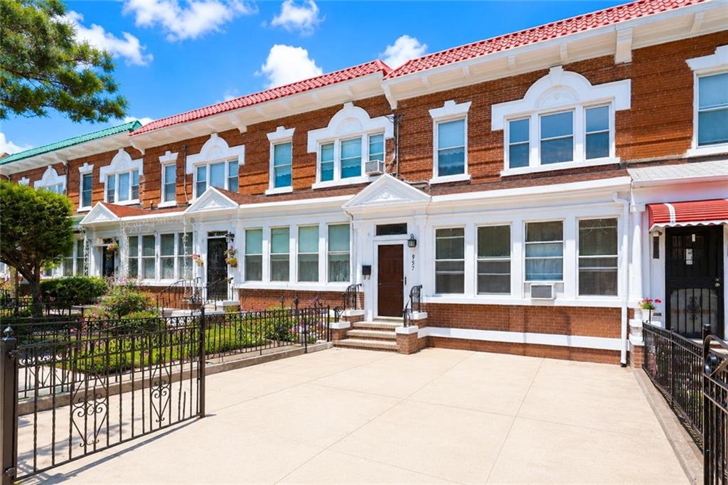 957 Bay Ridge Avenue Bensonhurst Brooklyn NY 11219