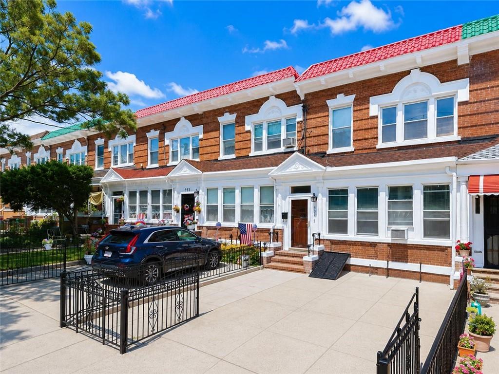 957 Bay Ridge Avenue Bensonhurst Brooklyn NY 11219