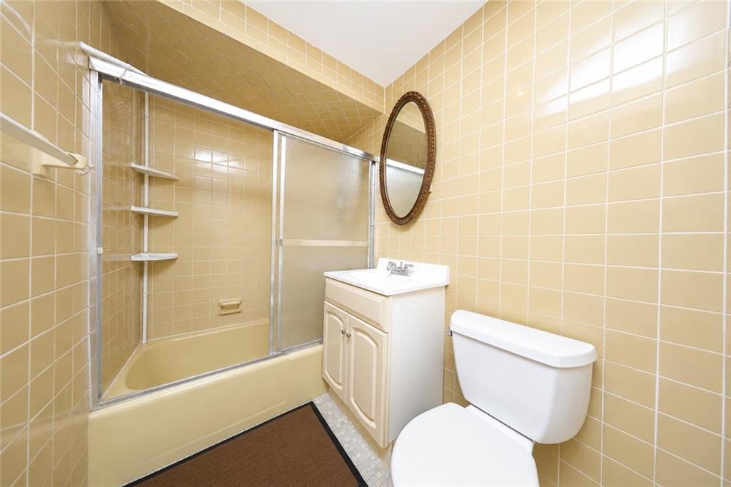 2007 East 28th Street Sheepshead Bay Brooklyn NY 11229