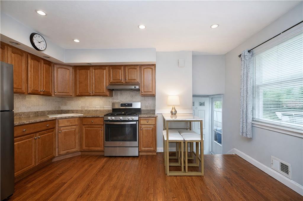 11 Remsen Street Dongan Hills Staten Island NY 10304