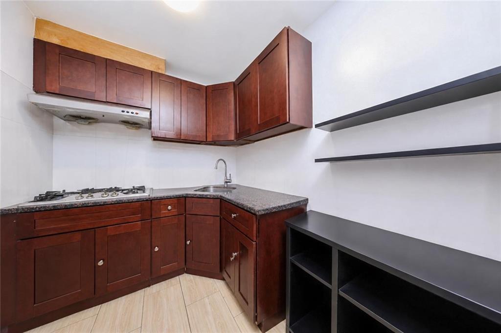 935 57th Avenue Sunset Park Brooklyn NY 11219