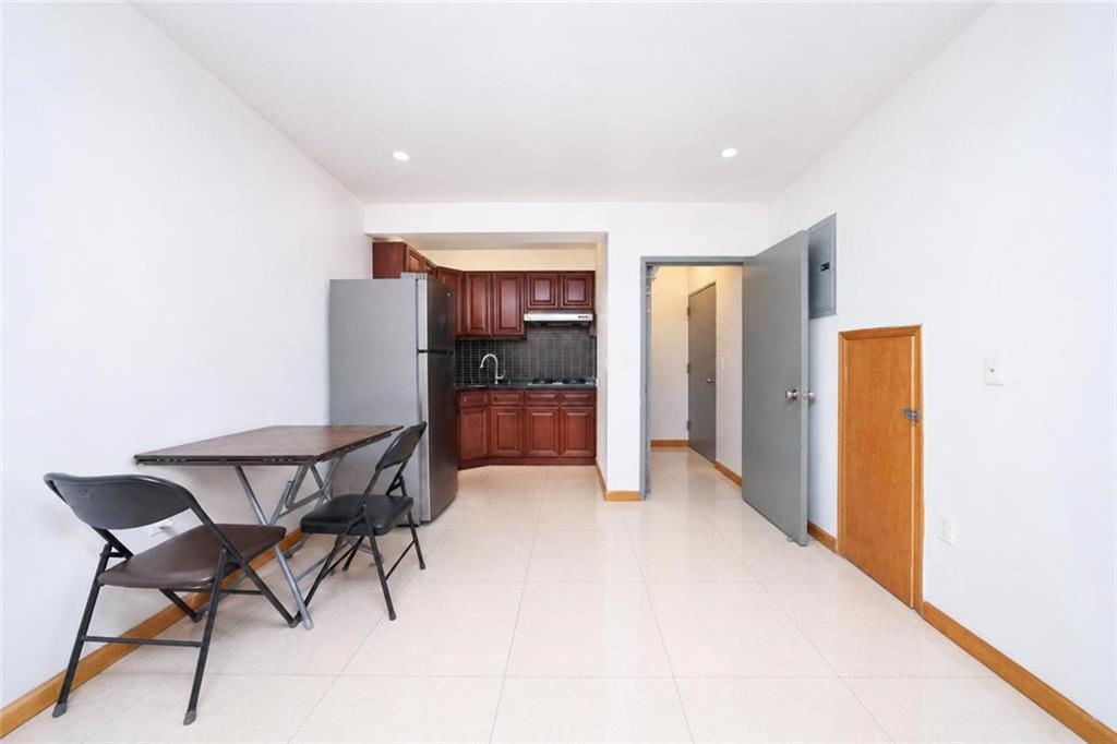 664 51st Street Sunset Park Brooklyn NY 11220