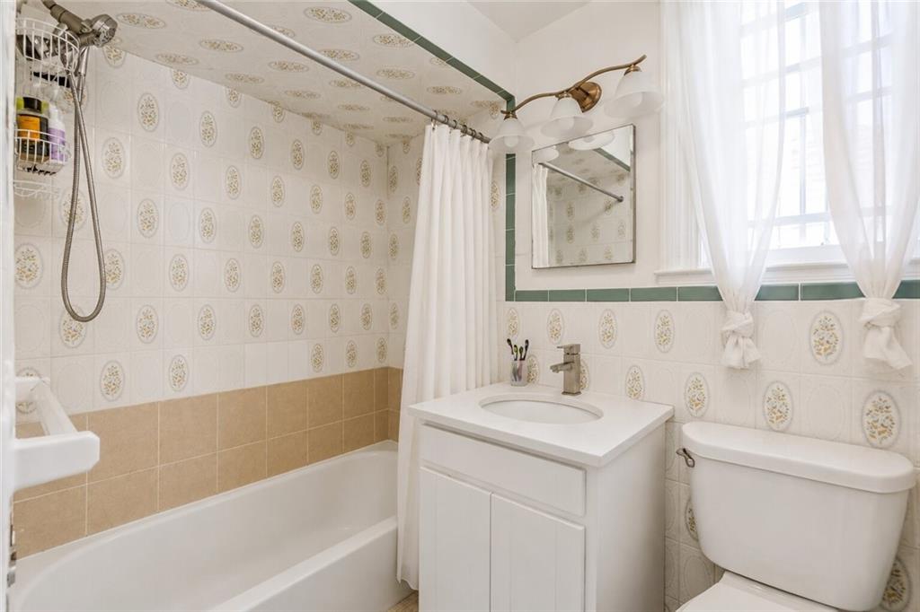 76 Greenleaf Avenue Port Richmond Staten Island NY 10310