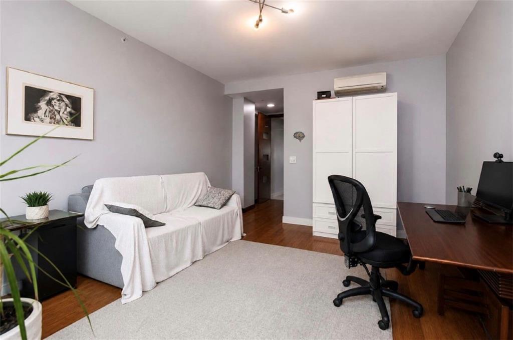 384 Neptune Avenue Brighton Beach Brooklyn NY 11235