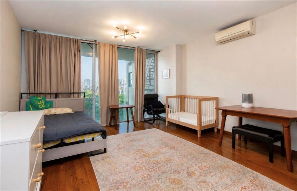 384 Neptune Avenue Brighton Beach Brooklyn NY 11235