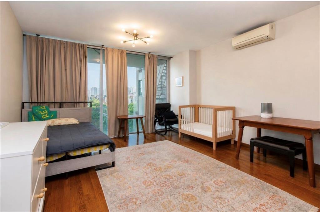 384 Neptune Avenue Brighton Beach Brooklyn NY 11235