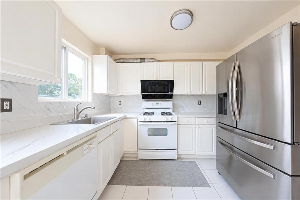 30 Tone Lane Rosebank Staten Island NY 10305
