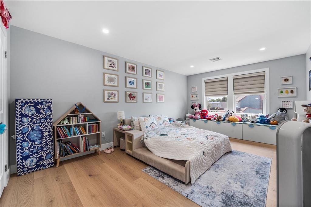 4037 Jean Avenue Out of NYC Other NY 11714