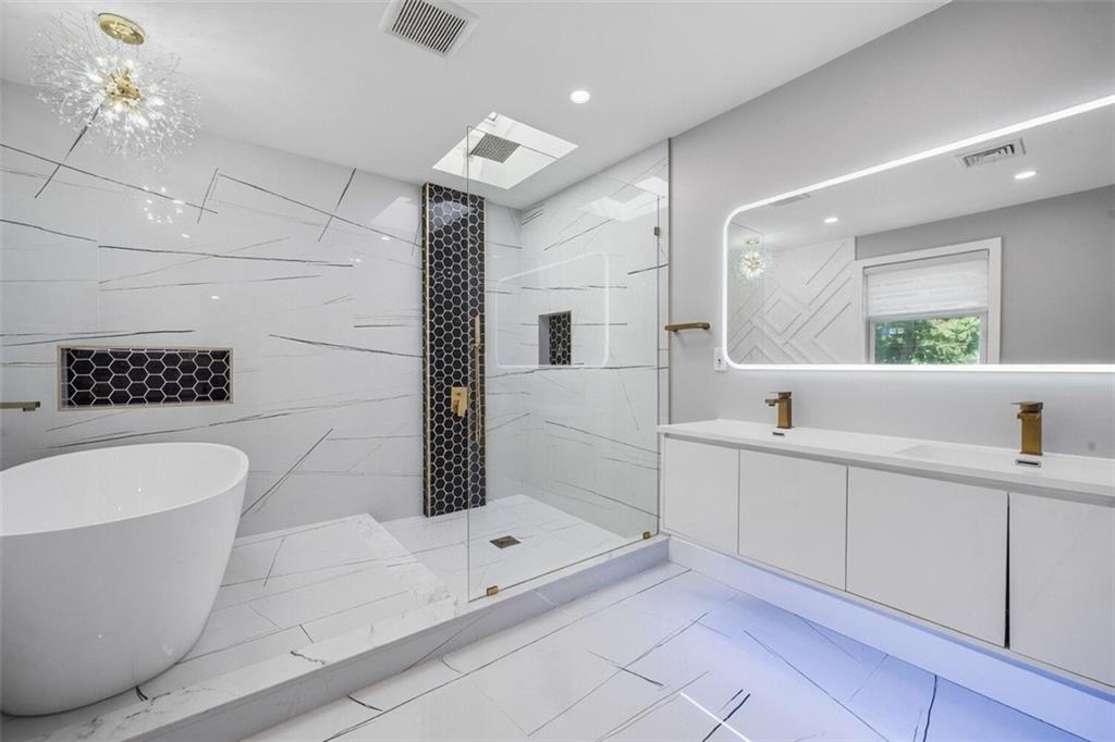 4037 Jean Avenue Out of NYC Other NY 11714