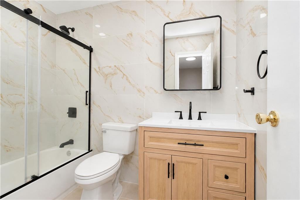 21 Bunnell Court Huguenot Staten Island NY 10312