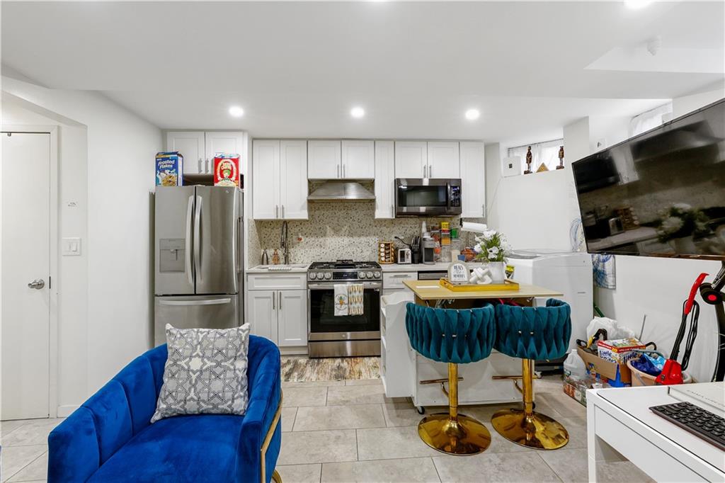 359 Winthrop Street Prospect Lefferts Gdns Brooklyn NY 11225