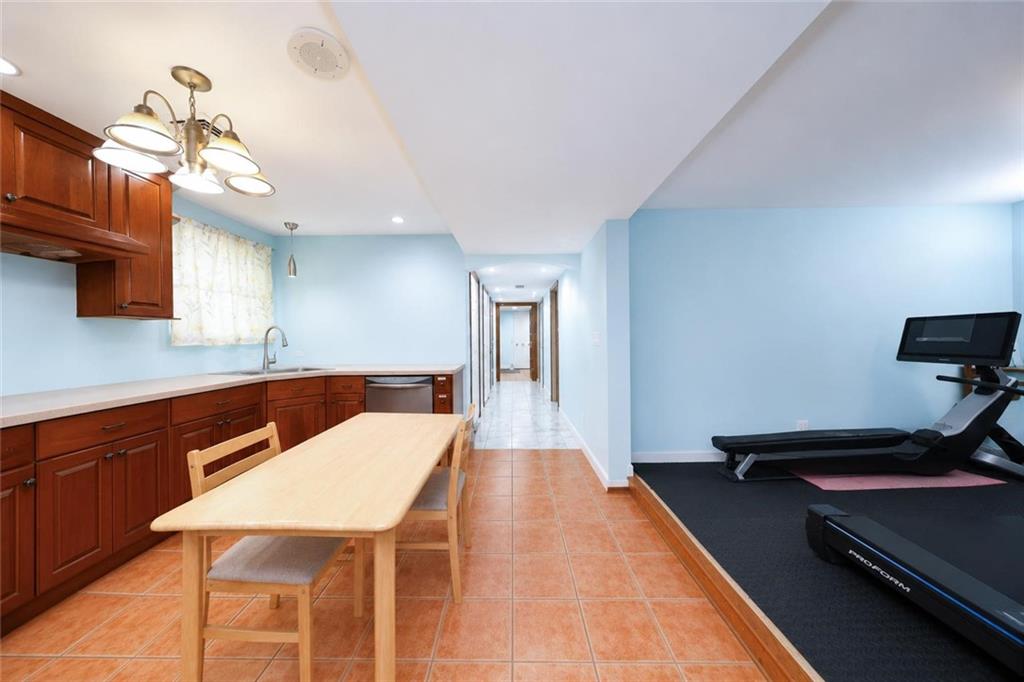 14 McLaughlin Street Arrochar Staten Island NY 10305