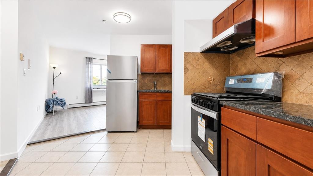 7617 46 Avenue Elmhurst Unknown NY 11373