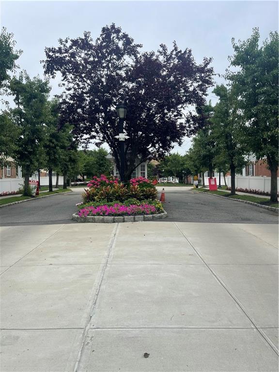 82-108 Country Pointe Circle Brooklyn NY 11427