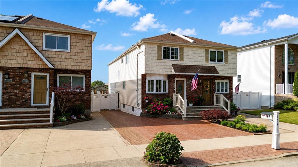 654 Ramona Avenue Woodrow Staten Island NY 10309