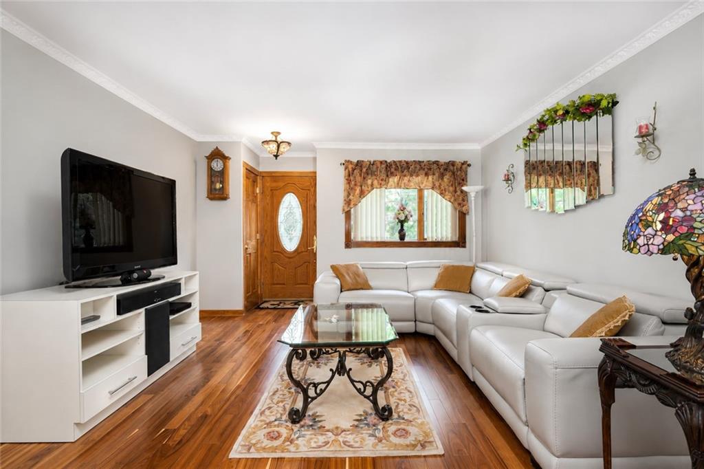 654 Ramona Avenue Woodrow Staten Island NY 10309