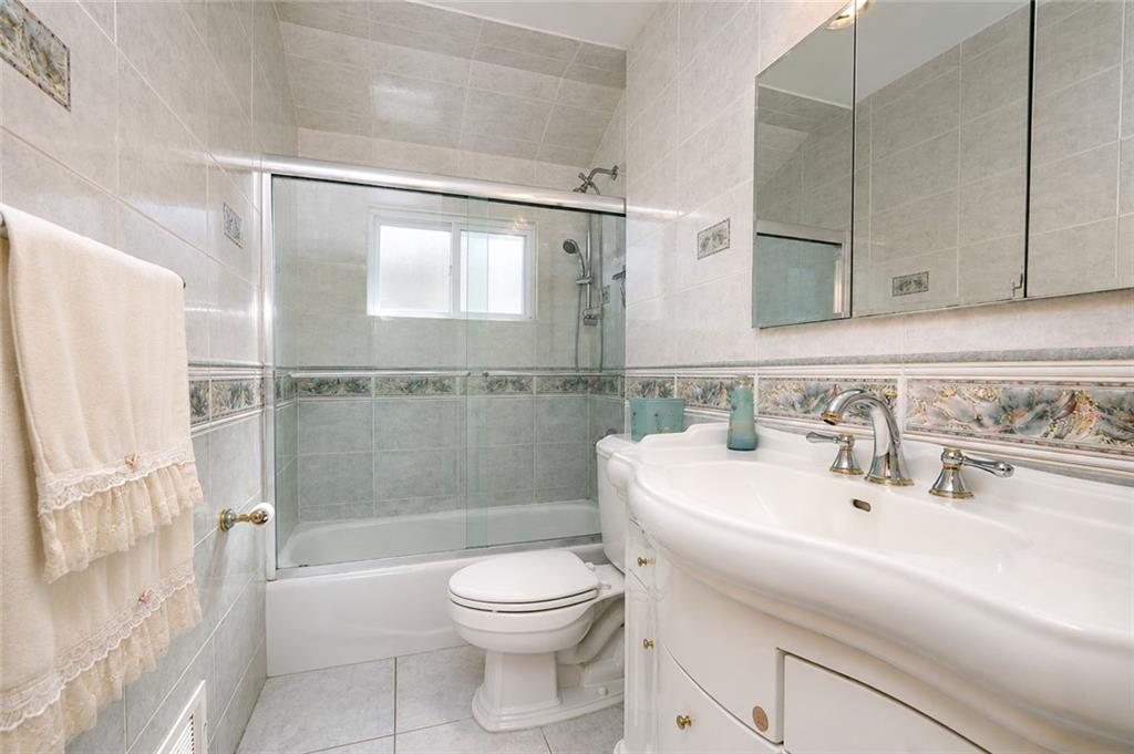 654 Ramona Avenue Woodrow Staten Island NY 10309