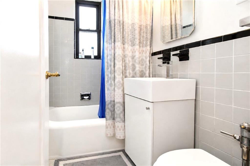2229 Knapp Street Sheepshead Bay Brooklyn NY 11229