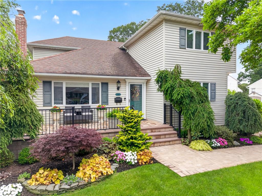 1755 Grand Avenue Out of NYC Merrick NY 11566