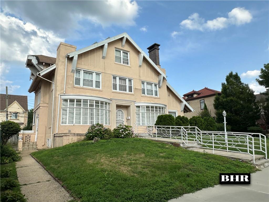 171 Girard Street Manhattan Beach Brooklyn NY 11235