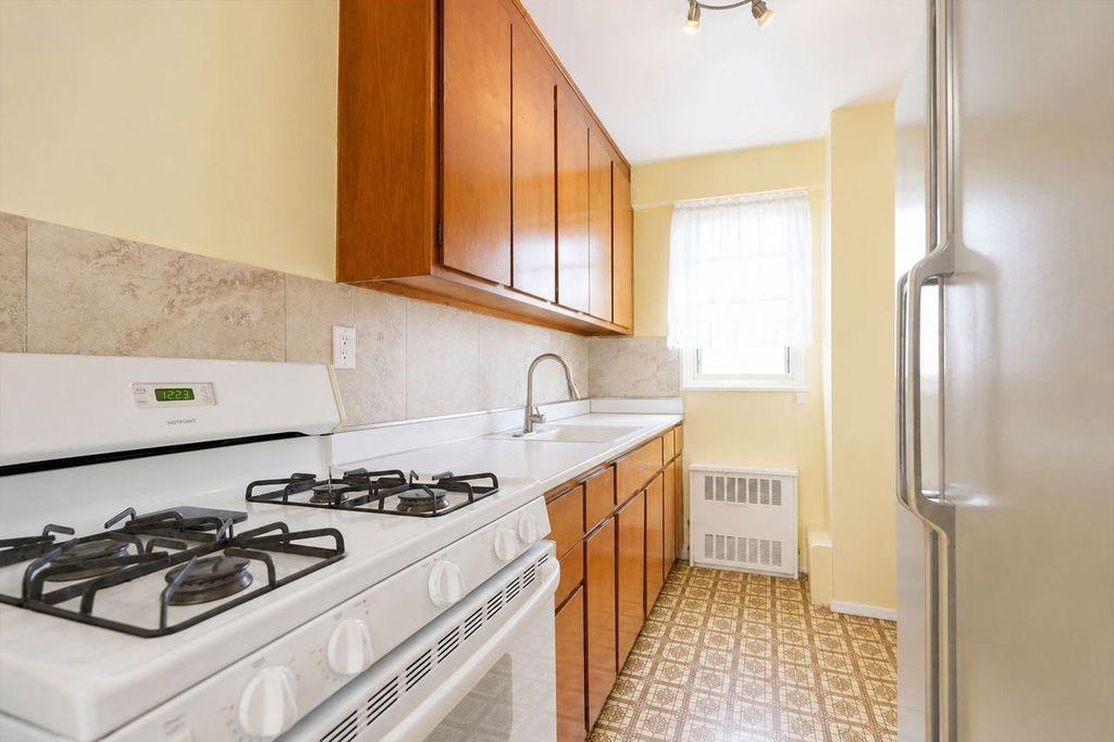2944 West 5 Street Brighton Beach Brooklyn NY 11224