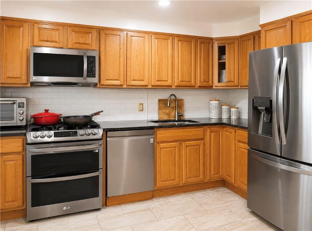 98 Herzl Street Brownsville Brooklyn NY 11212