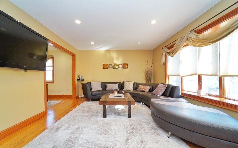 186 Seneca Avenue Sunnyside Staten Island NY 10301