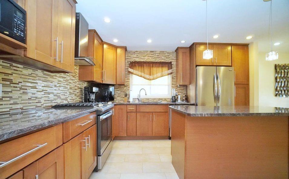186 Seneca Avenue Sunnyside Staten Island NY 10301