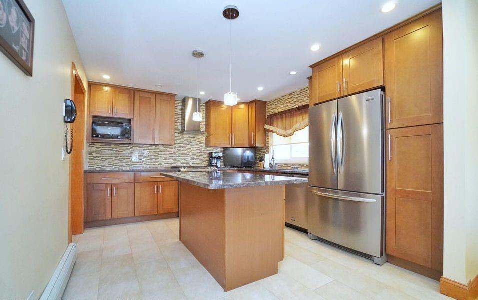 186 Seneca Avenue Sunnyside Staten Island NY 10301