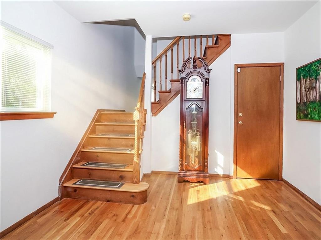 837 Rathbun Avenue Prince's Bay State Island NY 10309