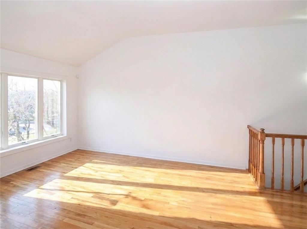837 Rathbun Avenue Prince's Bay State Island NY 10309