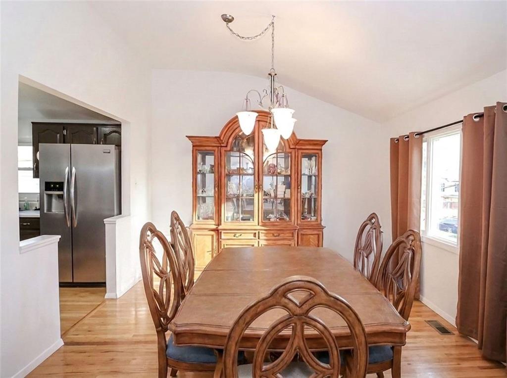 837 Rathbun Avenue Prince's Bay State Island NY 10309