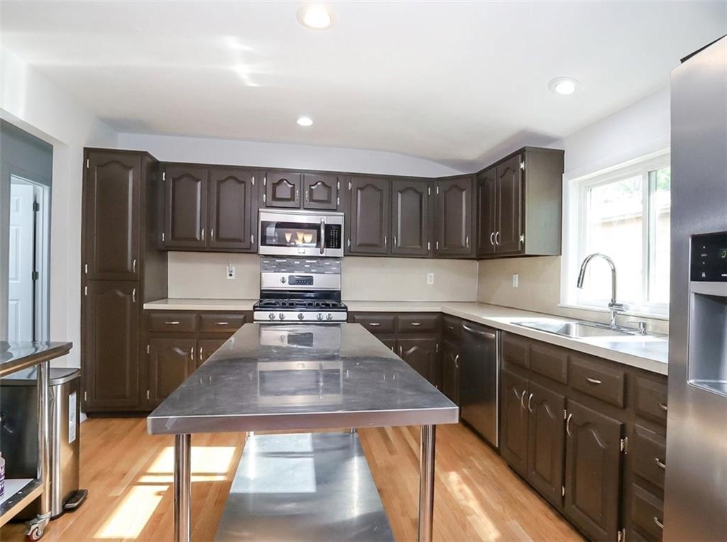 837 Rathbun Avenue Prince's Bay State Island NY 10309