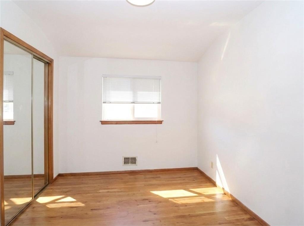 837 Rathbun Avenue Prince's Bay State Island NY 10309