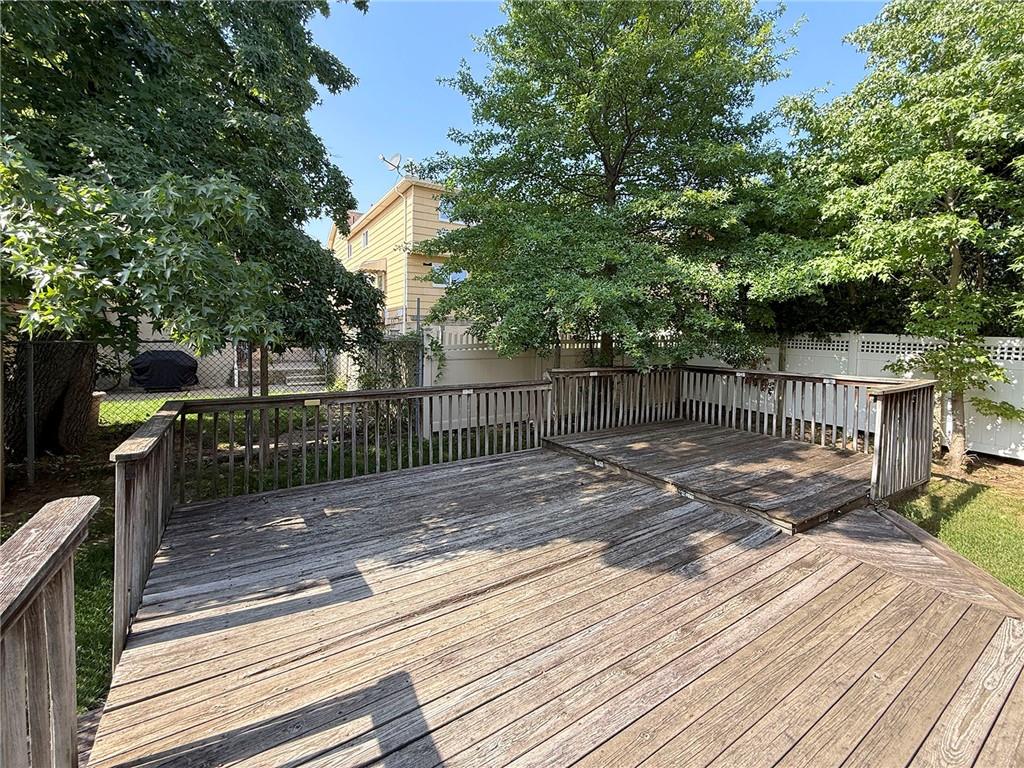 837 Rathbun Avenue Prince's Bay State Island NY 10309