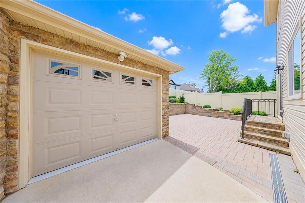29 Summit Place Annadale Staten Island NY 10312