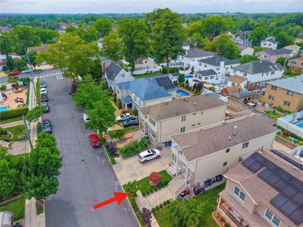 29 Summit Place Annadale Staten Island NY 10312