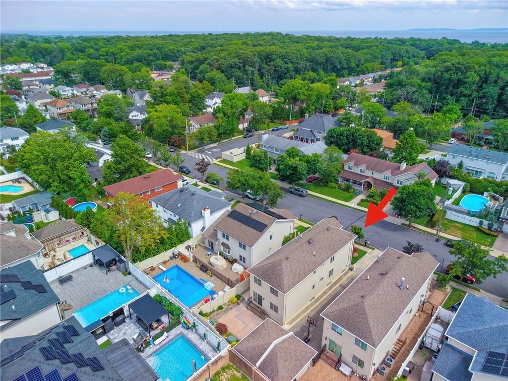 29 Summit Place Annadale Staten Island NY 10312