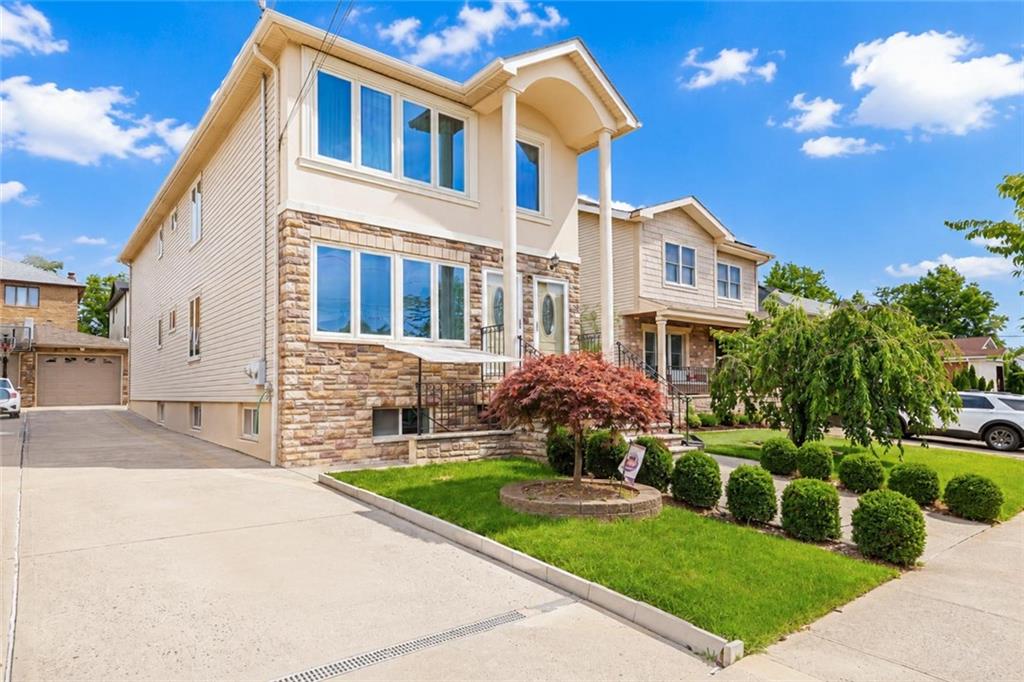 29 Summit Place Annadale Staten Island NY 10312