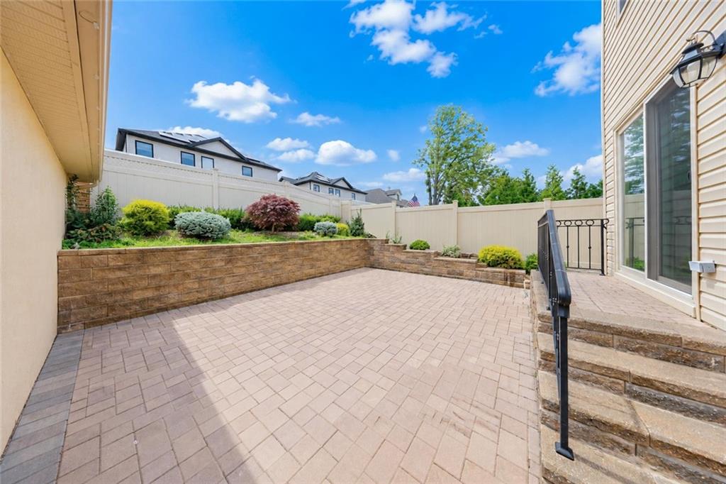 29 Summit Place Annadale Staten Island NY 10312